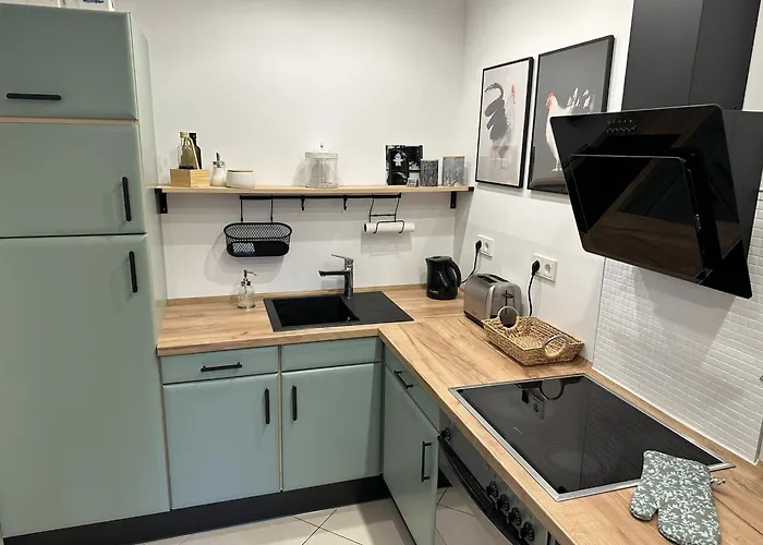 公寓 Zuhause Auf Zeit In *